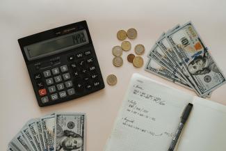 diy retirement versus using retirement planning specialists
